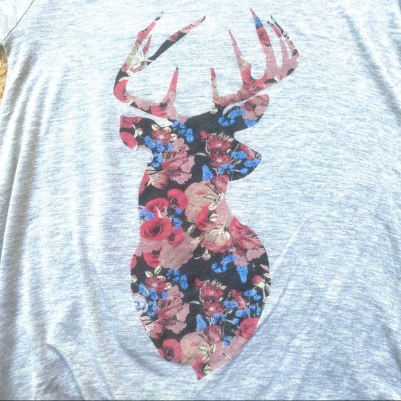 Altar’d State Gray Floral Deer Loose Tunic Top M - Picture 4 of 11